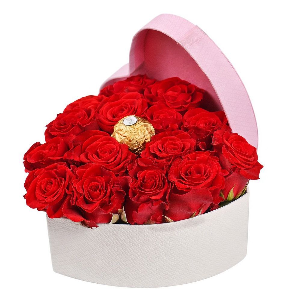 rose (15 pcs.), heart-shaped box, oasis, ferrero rocher candies, packaging, ribbon
